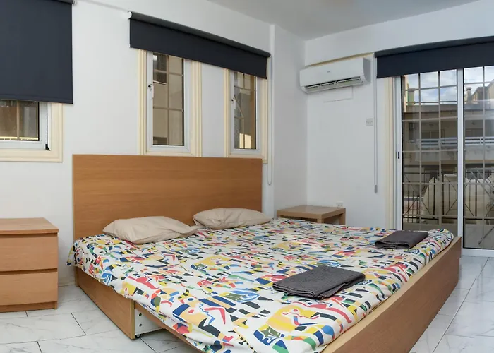 Julian 2 Bed Апартаменты